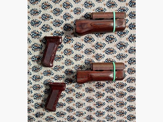 Original componentes de montaje, incluyendo protector de manos de laminado de madera y mango de baquelita / ideal para AKMS y AKS-74 o NEDI y SDM Tipo 56-1