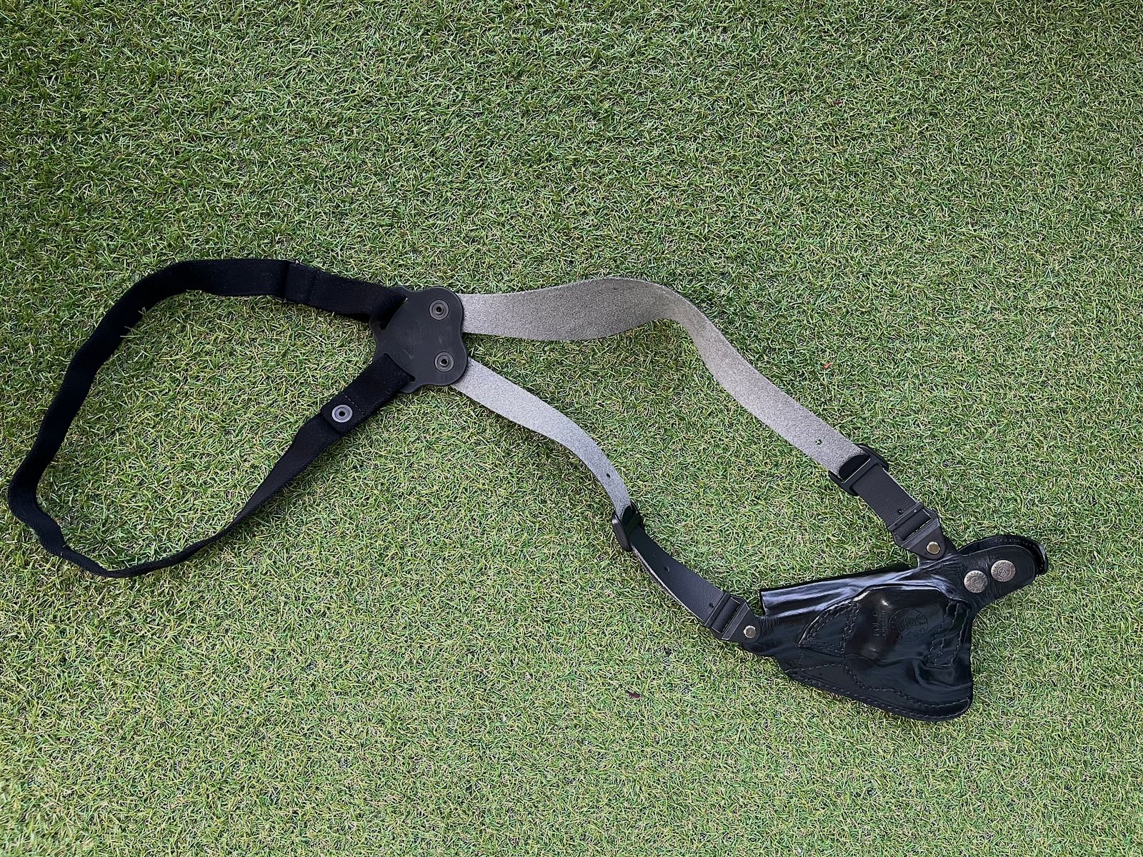 Schulterholster für S&W 4”