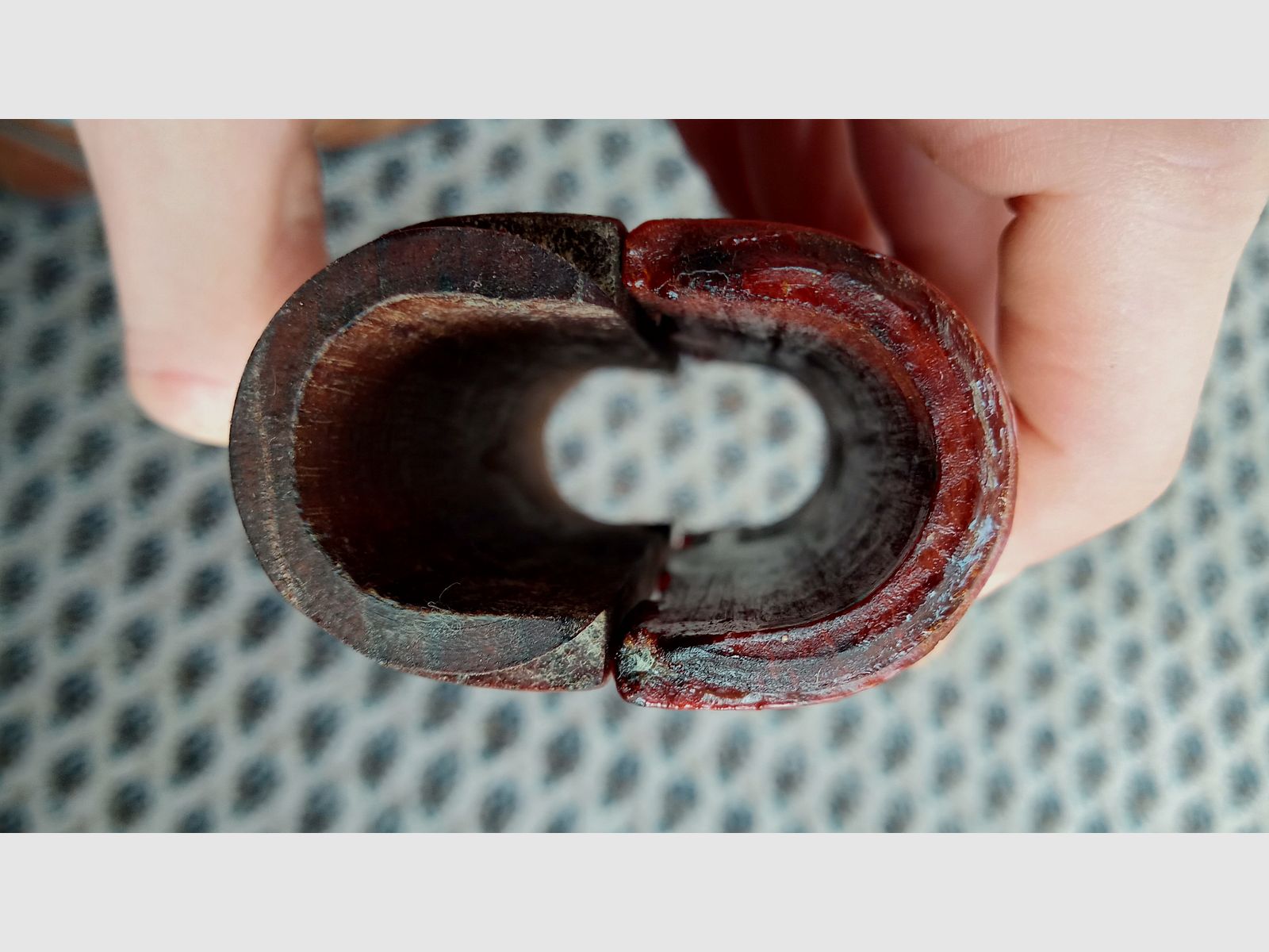 Mysteriöser oberer AK Handschutz aus Holz vermutlich rumänisch oder chinesisch (Type 56)