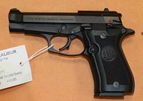 Pistolet Beretta Model 84 Kaliber 9 Krótki