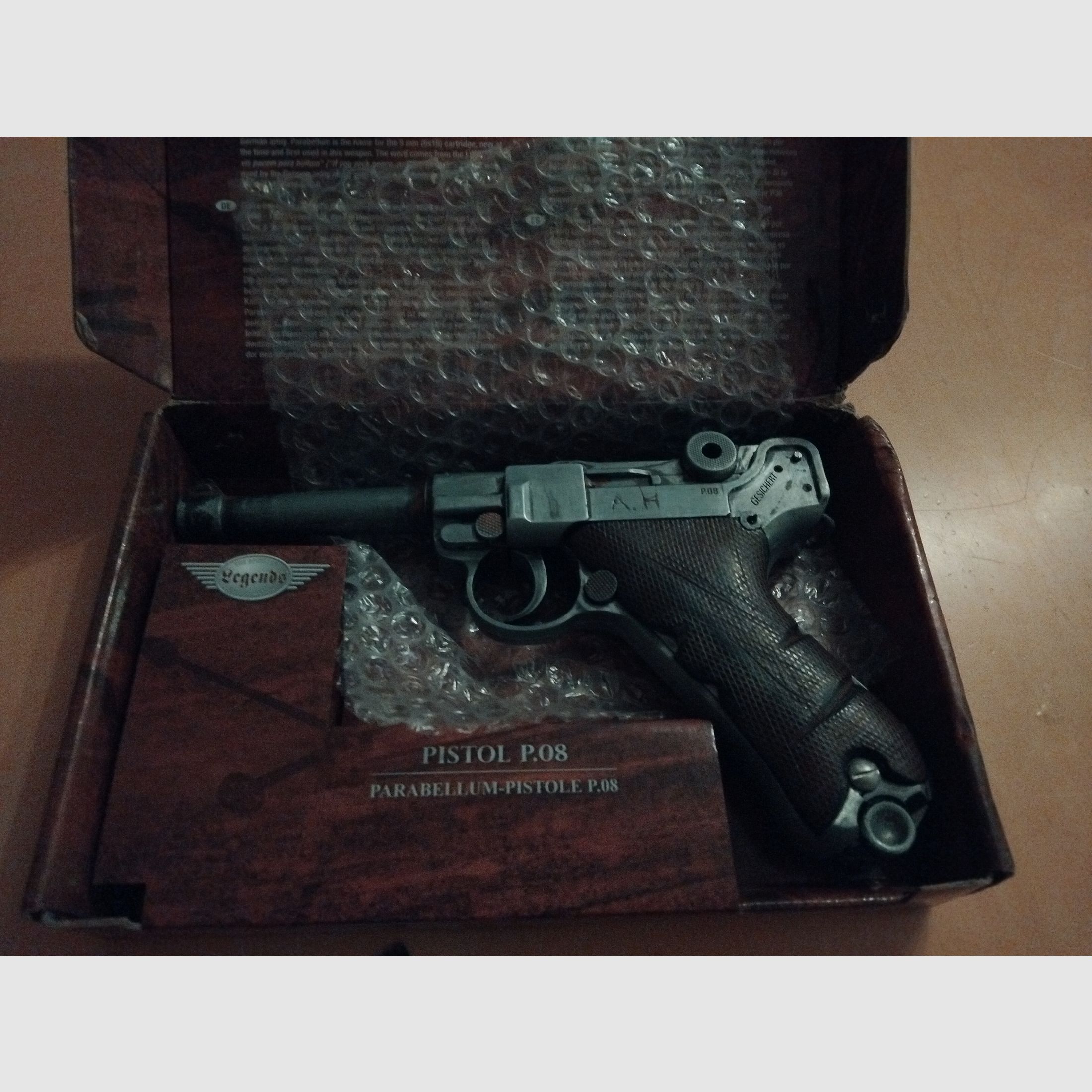 Umarex P08 ( CO2,  4.5mm, Non Blowback)