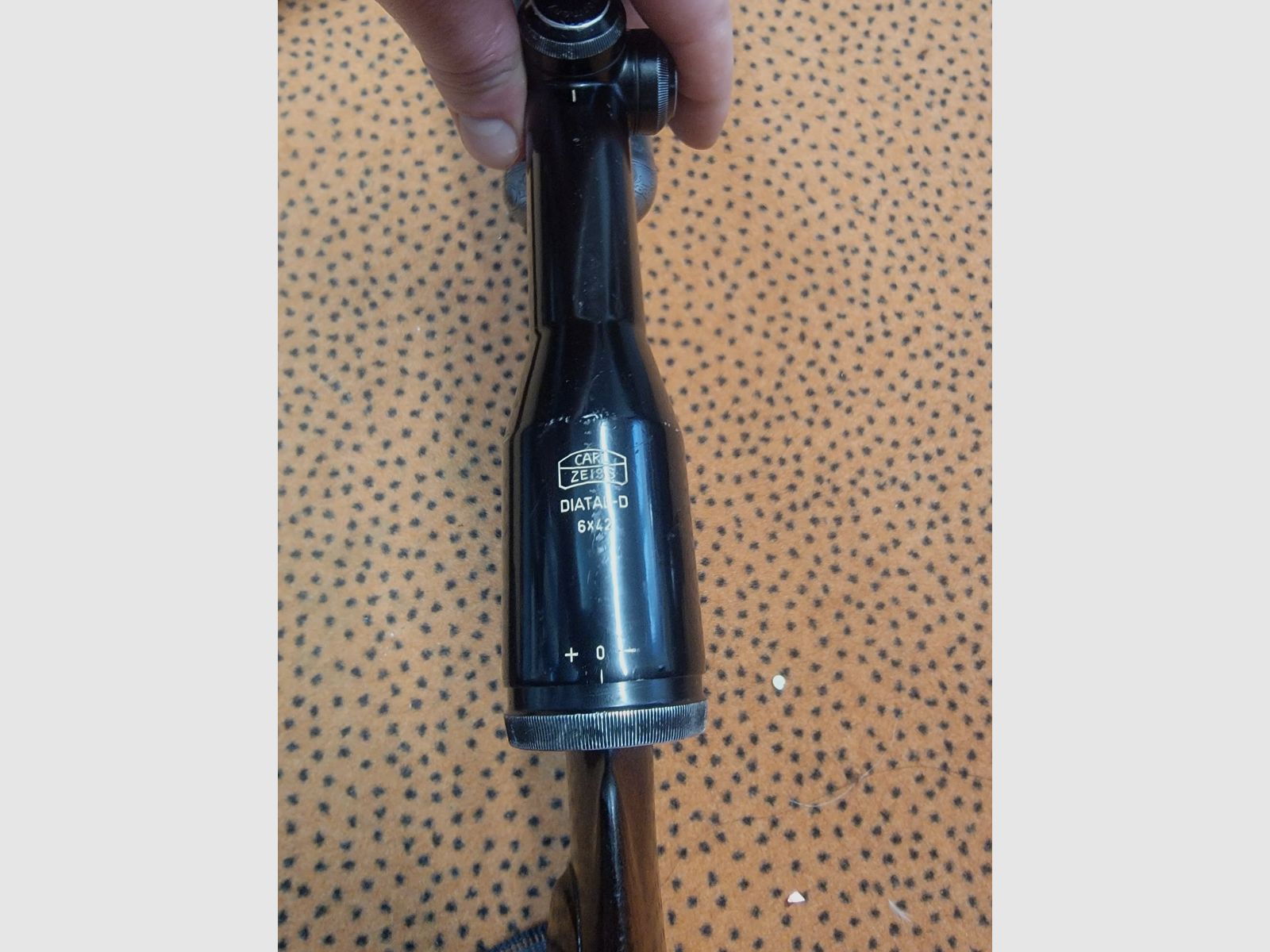 Sauer und Sohn Drilling Modell 3000 mit Handgravur 
