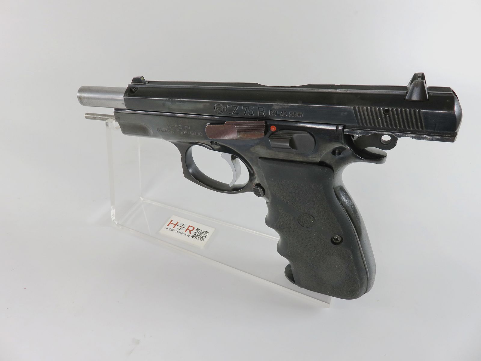 CZ M75 B nel calibro .40 S&W e sistema di cambio 9mm CZ