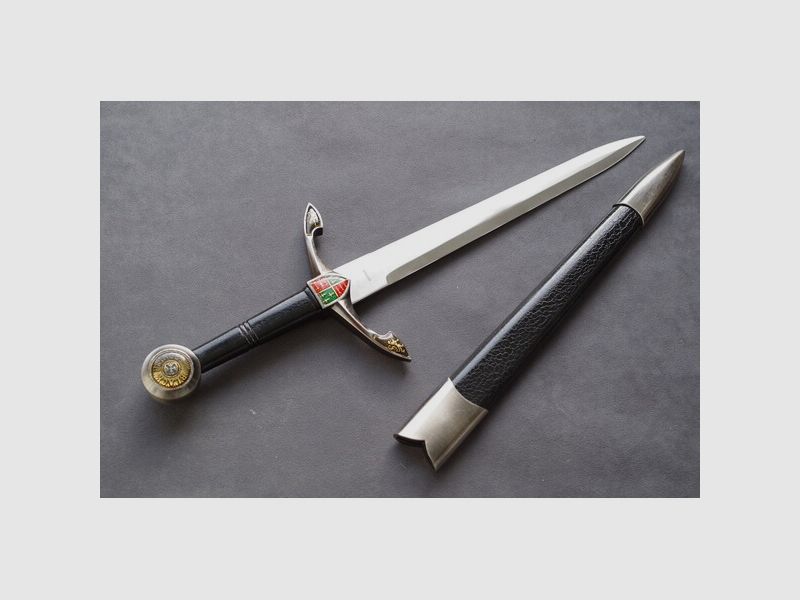 Dolch Schwarzer Ritter mit schönem verzierten Parier und Knebel , Stahlklinge