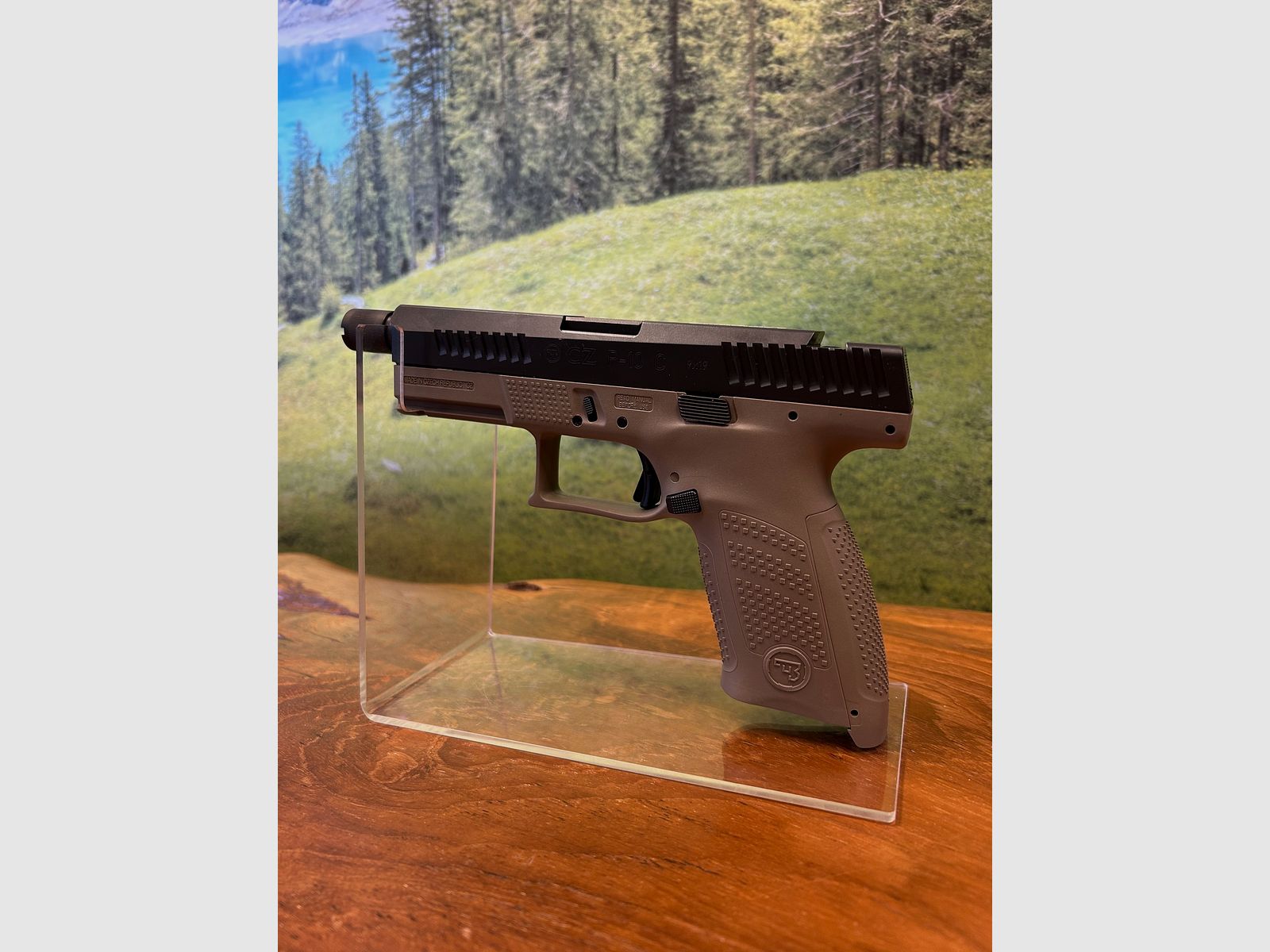CZ P10C (Laufgewinde) / MEGADEAL