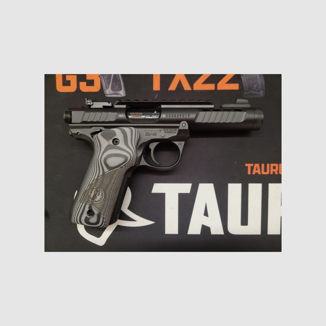 Ruger Mark IV 22/45 22 lr, immagine 4 di 5