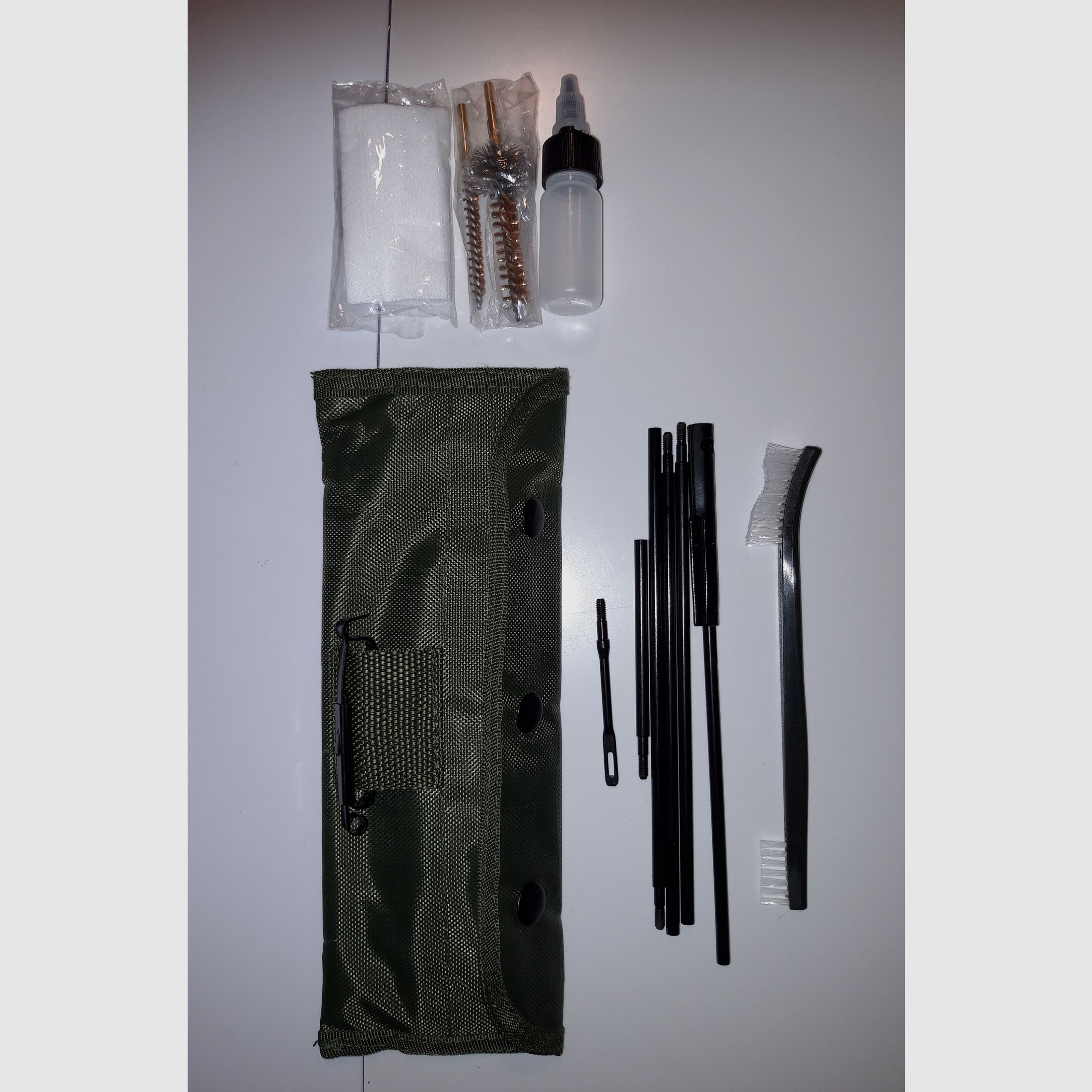 Waffenreinigungsset + Boresnake Kaliber .223