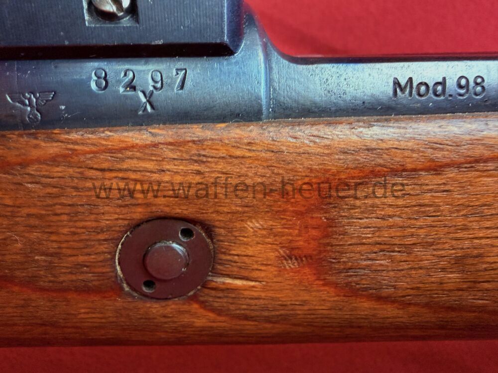 Mauser K98 Scharfschützen Karabiner WK II mit Adler und Kreuz