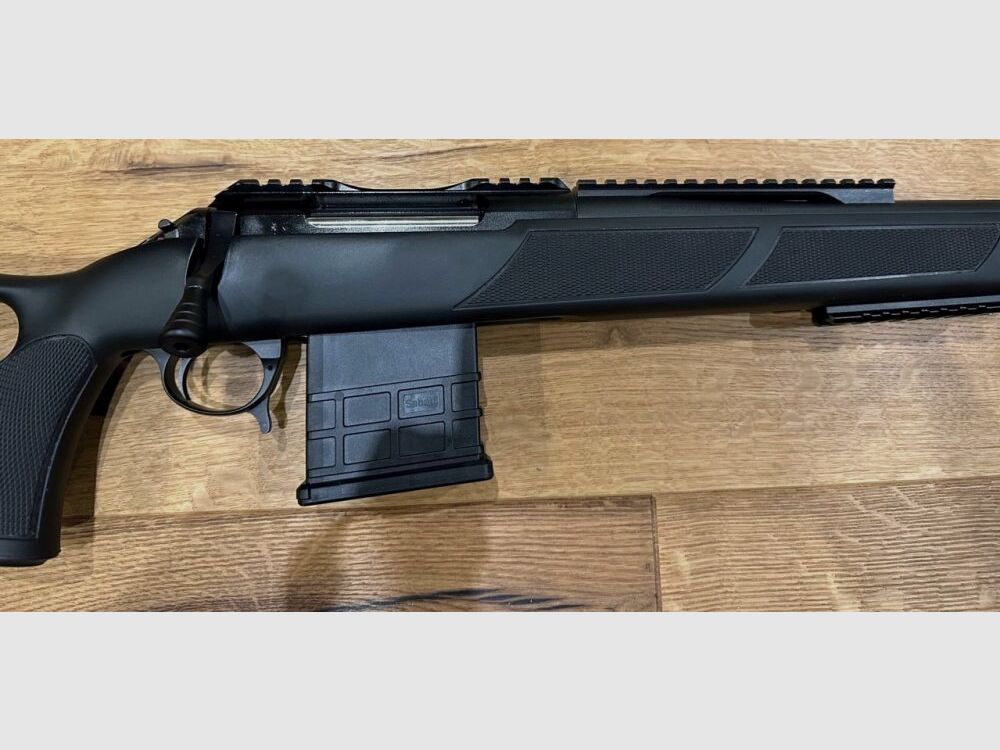 Mercury Hunting (Sabatti) Rover G2 Thumbhole - long rail