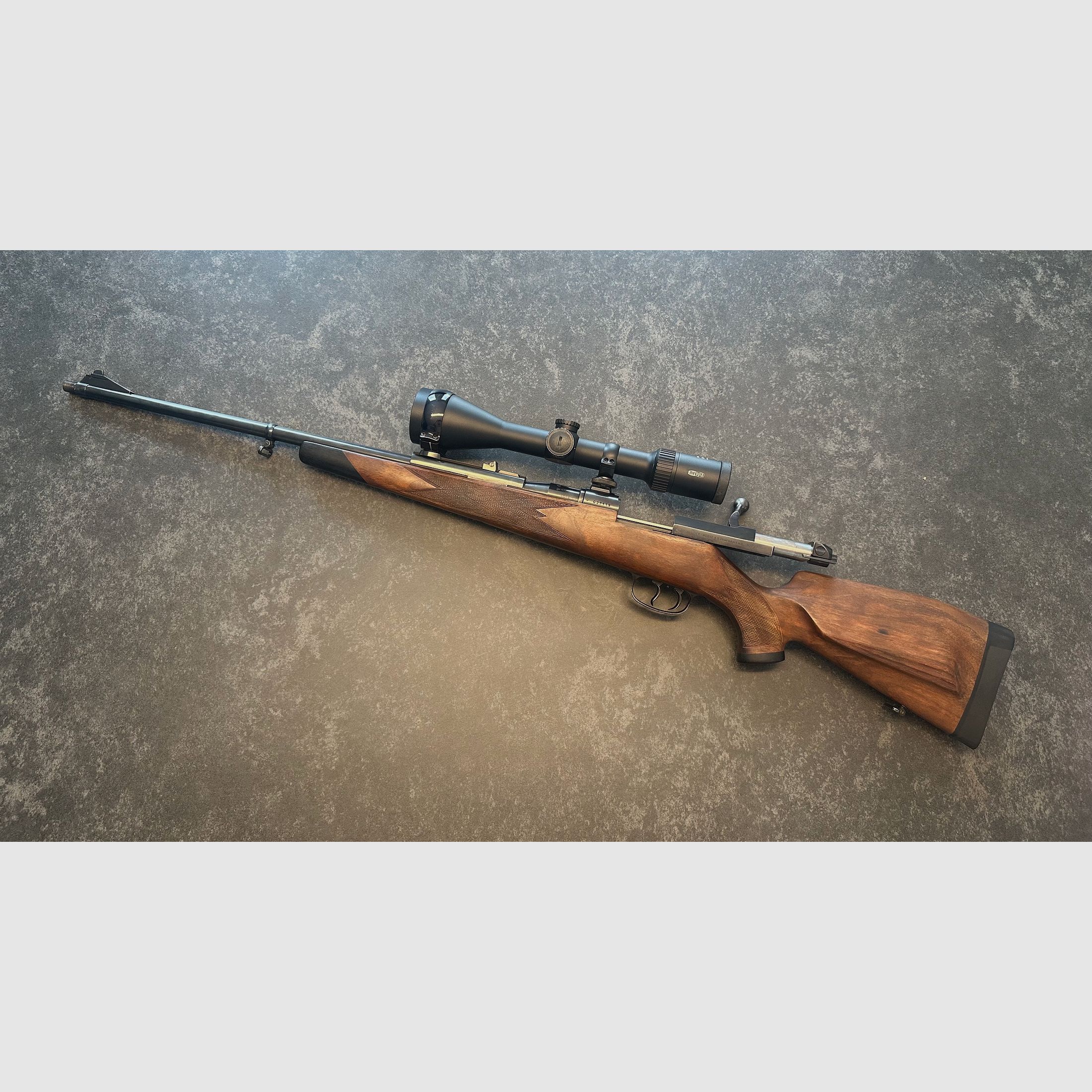 Mauser 66 in 8x68s mit m13x1 Mündungsgewinde und Meopta Meostar r2 2,5-15x56 Zielfernrohr