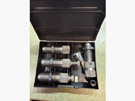 Set di matrici LYMAN 4 .44 Mag / .44 Spec RN SWC incluso supporto per bossoli X-7