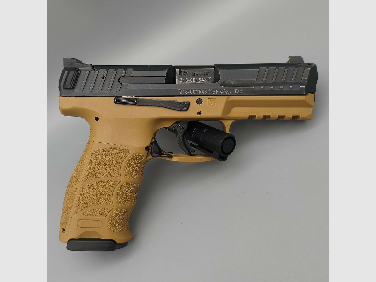 Heckler & Koch SFP9 RAL8000 Sand Color with Tritium Sights 9mm Luger