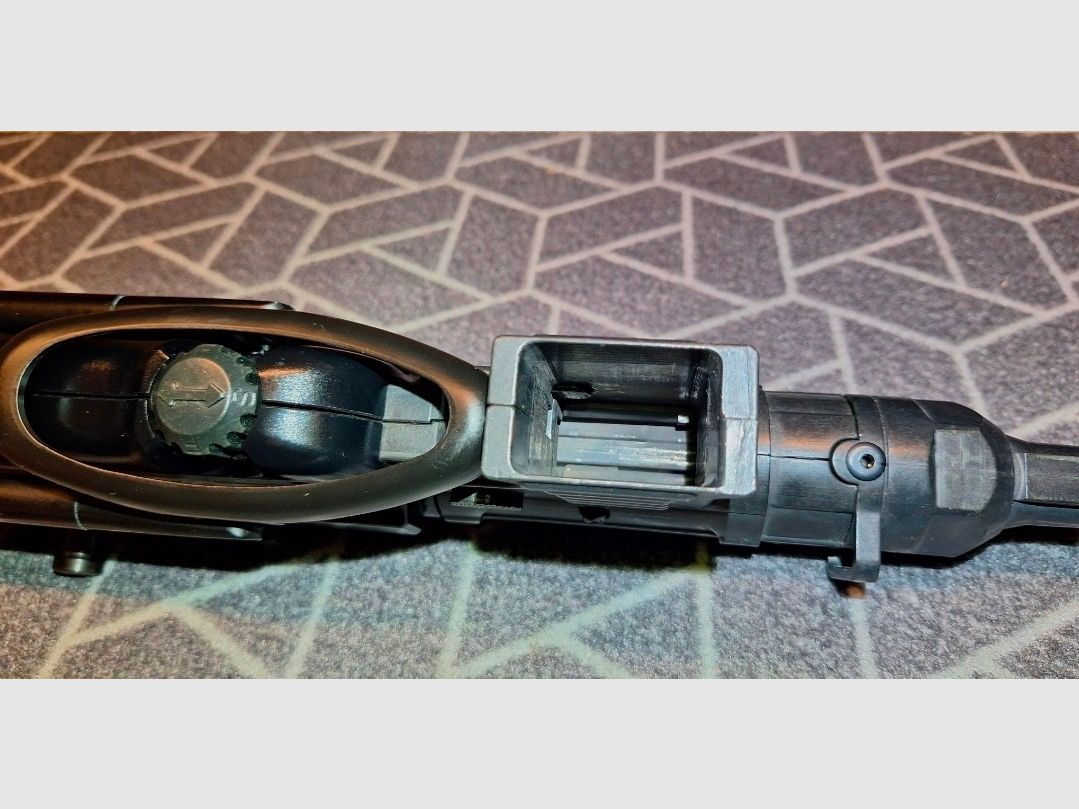 MP40 G.S.G. Pistolet maszynowy z sygnałem 9 mm P.A.K.