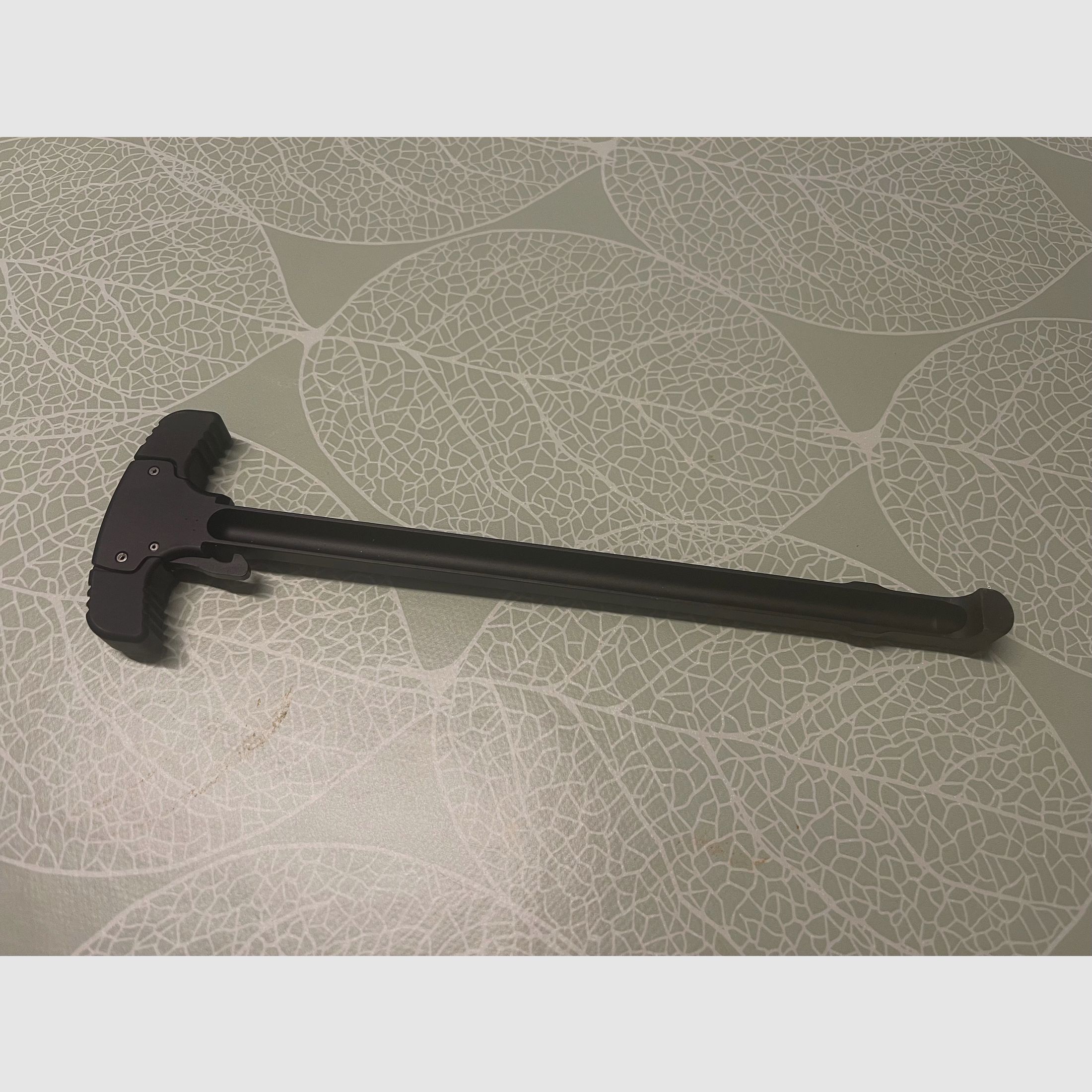 Daniel Defense Grip n Rip Charging Handle AR10