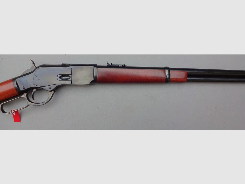 UBERTI WŁOCHY UBERTI Typ Winchester 1873 Karabin z pierścieniem na siodło