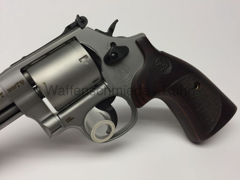Smith & Wesson 686 International