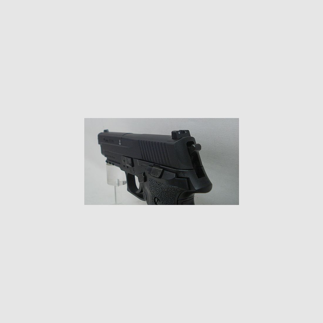 P226 Kal.4,5mm - BlowBack,Diabolo,2x8Schuss