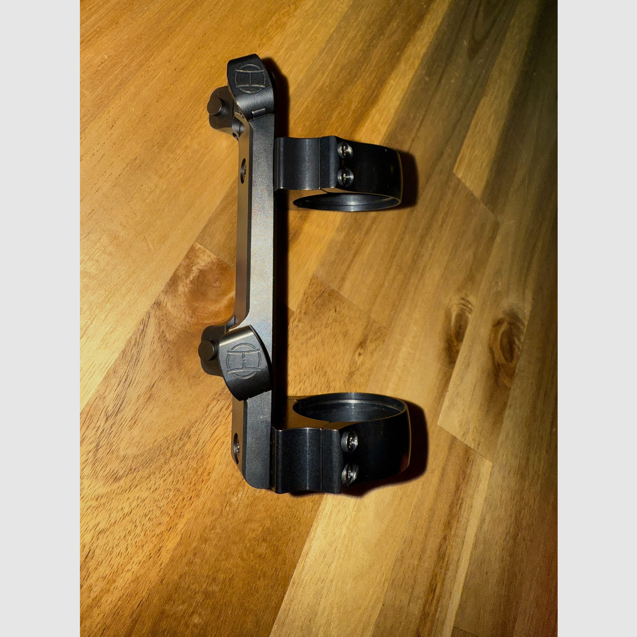 Montage de selle Henneberger anneaux de 34 mm