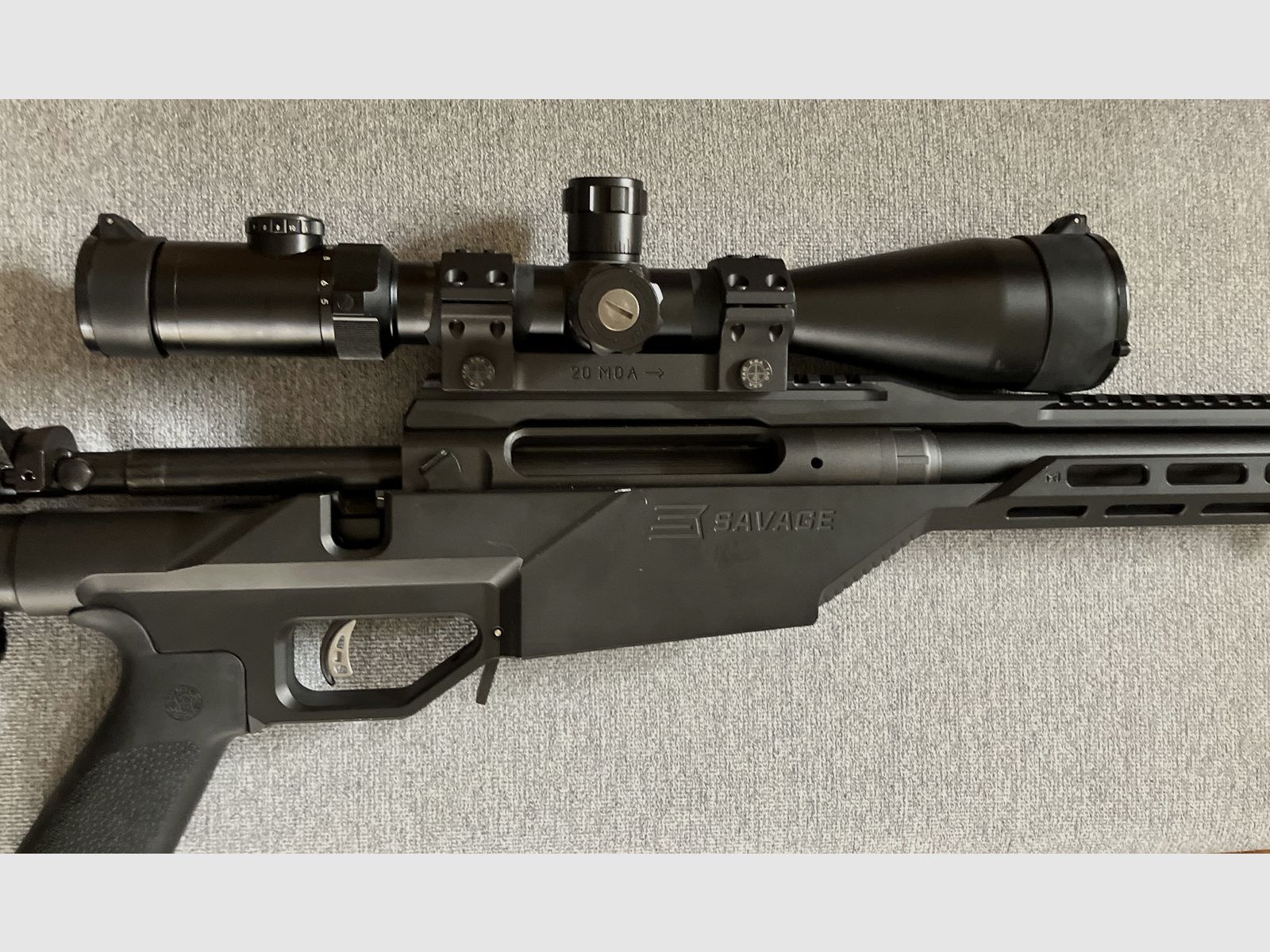 Savage Model 110 / 338.Lapua Magnum mit DDoptics 5-30x50 Top Zustand