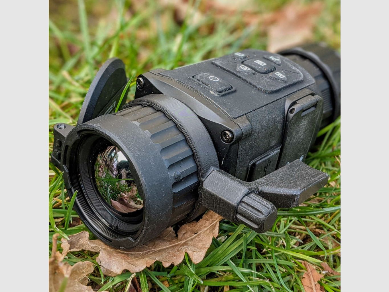 For Hikmicro 35 & 19: Quick adjustment lever for attachment device focus