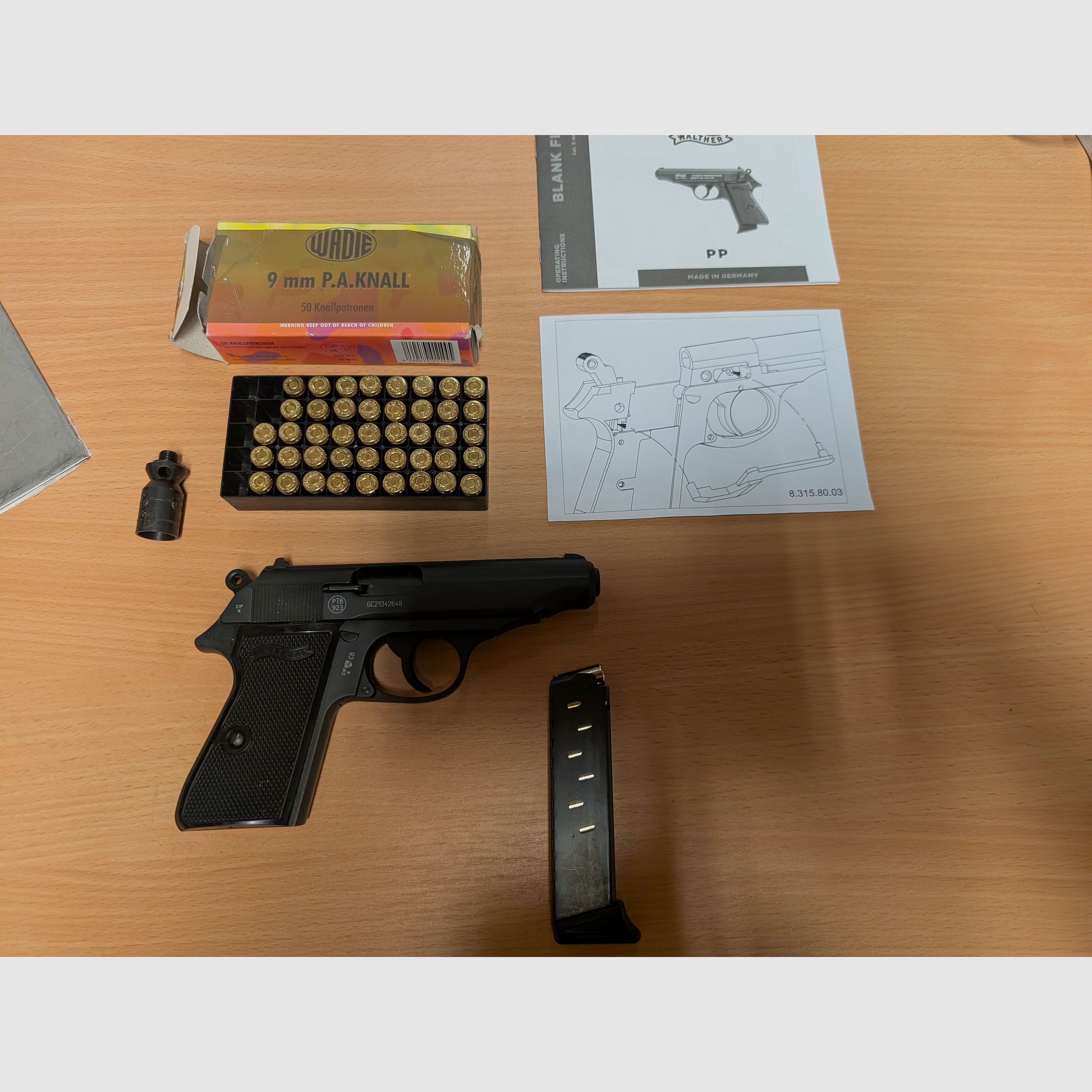 Walther PP 9 mm P.A.K. in goede staat/ incl. munitie
