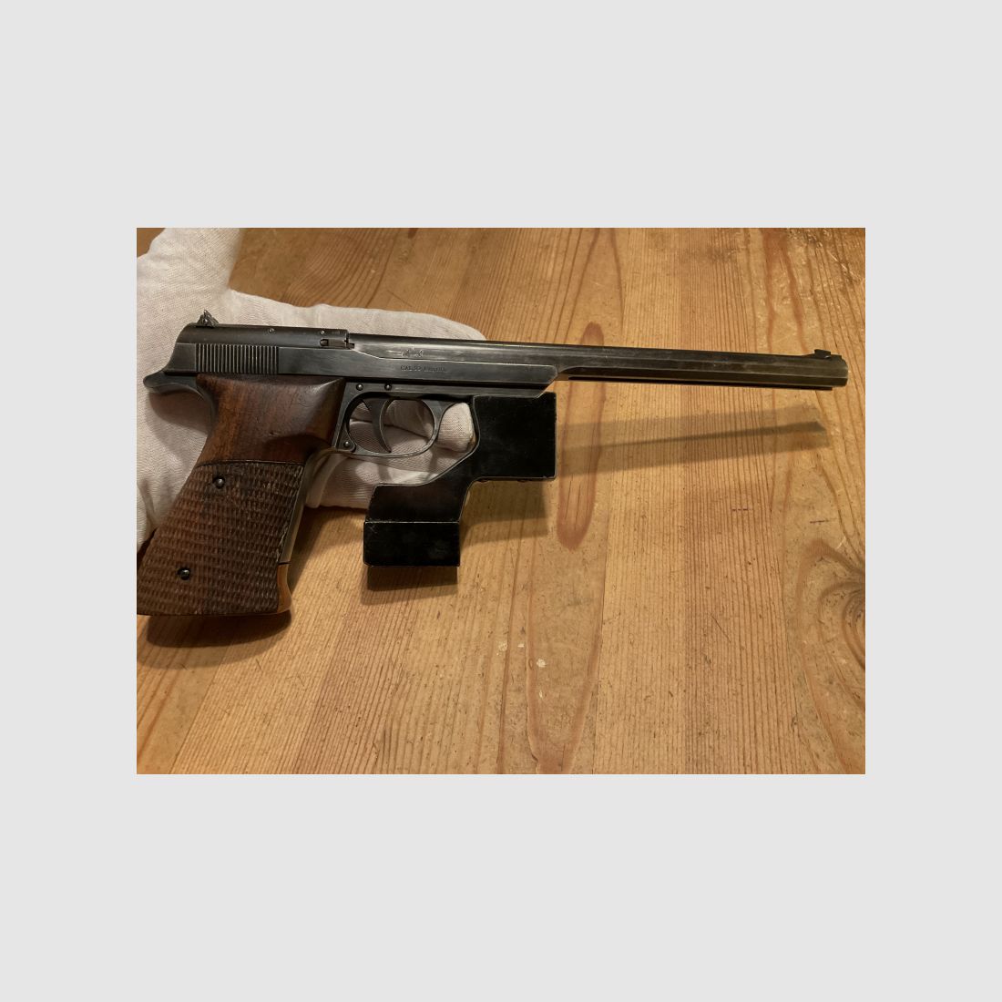 Pistole Walther Zella-Mehlis Olympia-Pistole lange Ausführung im Kaliber.22lr SNR 8871