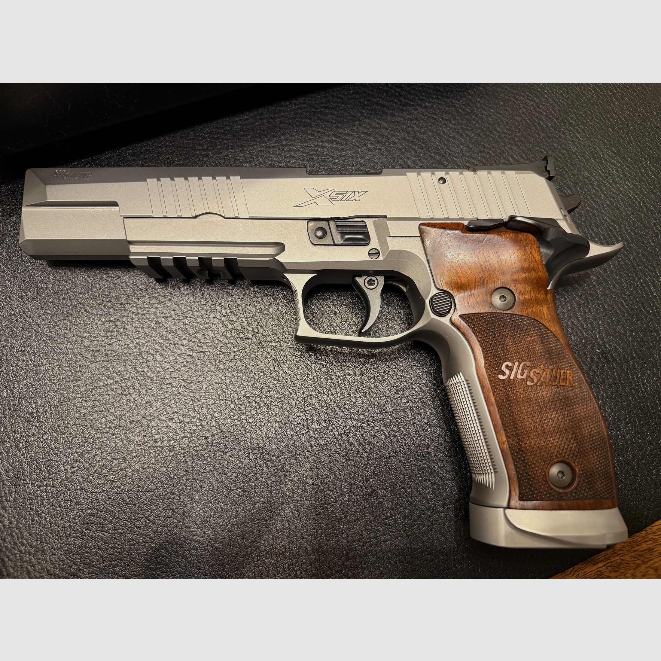 SIG Sauer P226 X-Six Classic