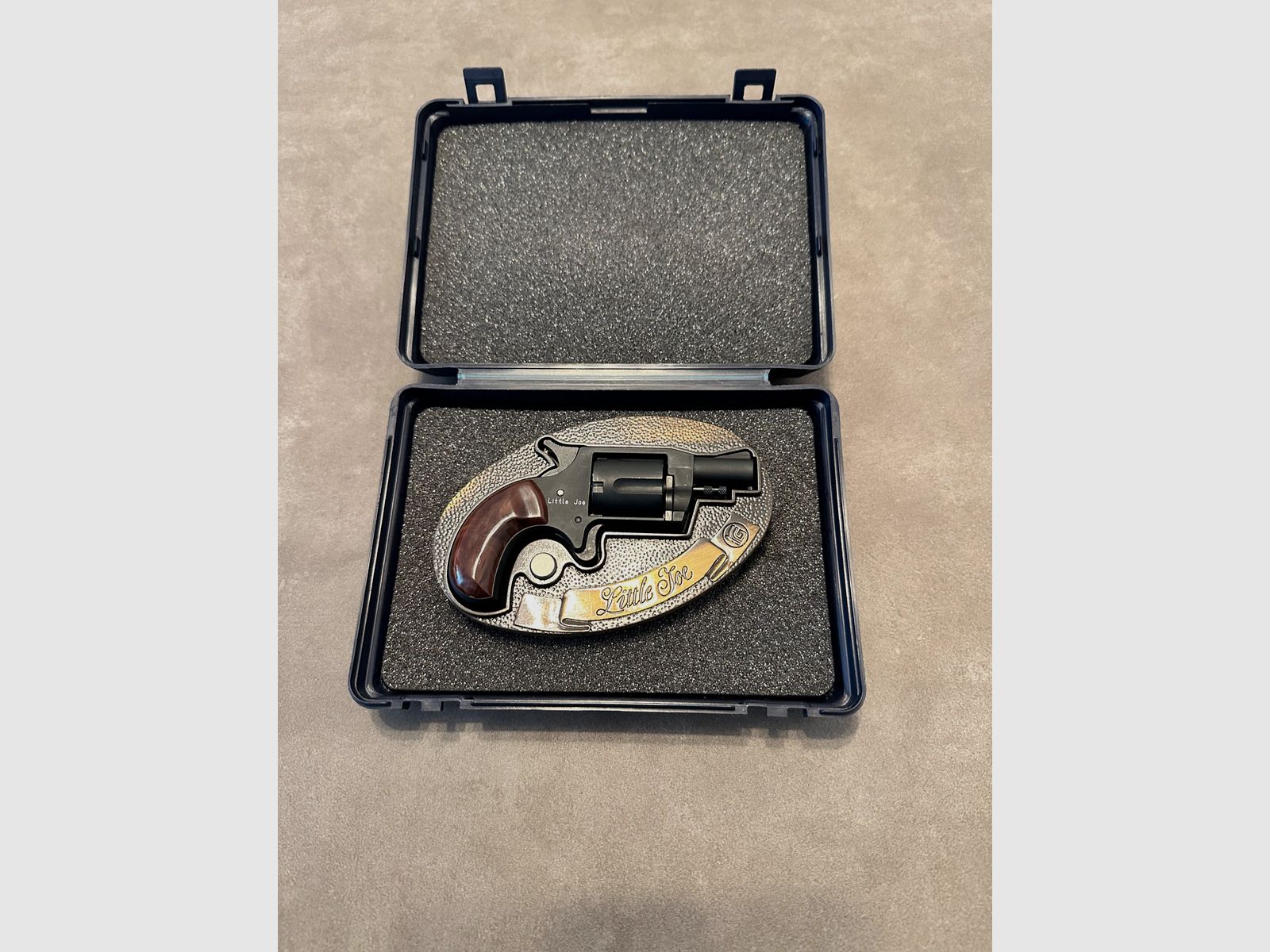 Röhm Little Joe browned met riemgesp Kaliber 6 mm Schreckschuss, afbeelding 1 van 8