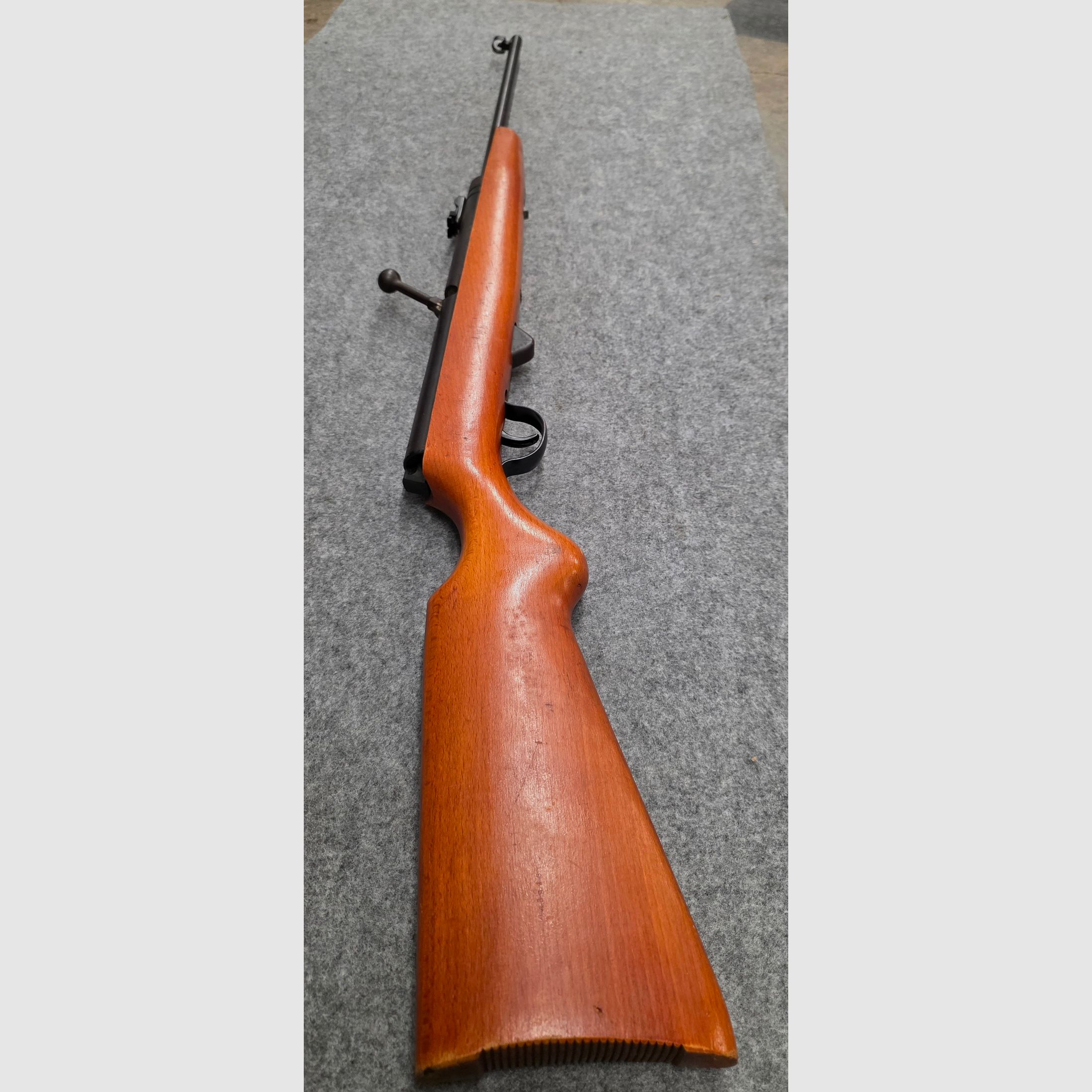Haenel 310 mit Standardabzug Durchlader Repetierer Kirmes 4.4mm Luftgewehr