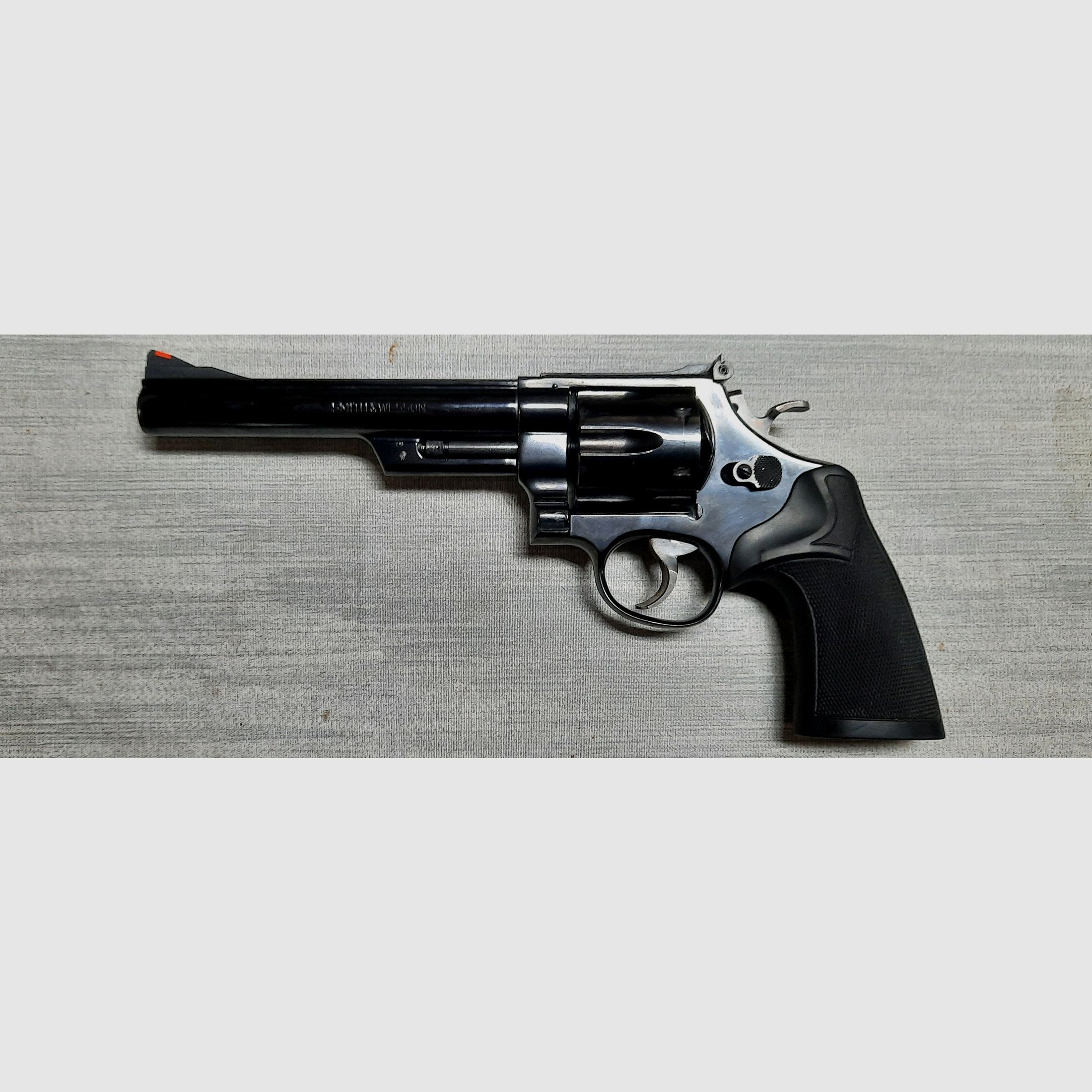 Smith and Wesson Modell 29  Kaliber 44 Magnum