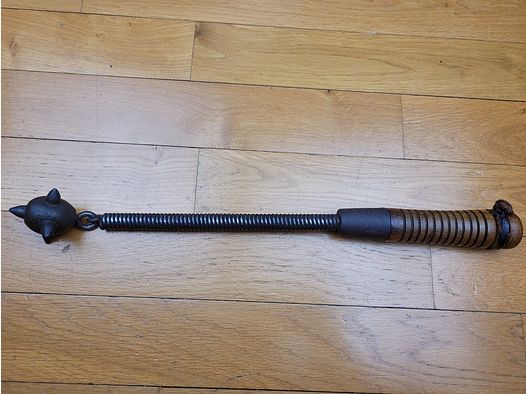 Rare casse-tête de tranchée – modèle allemand pour la 1ière GM – Troupes d&rsquo;assaut / Sturmtruppen – fabrication « F K G » – TBE