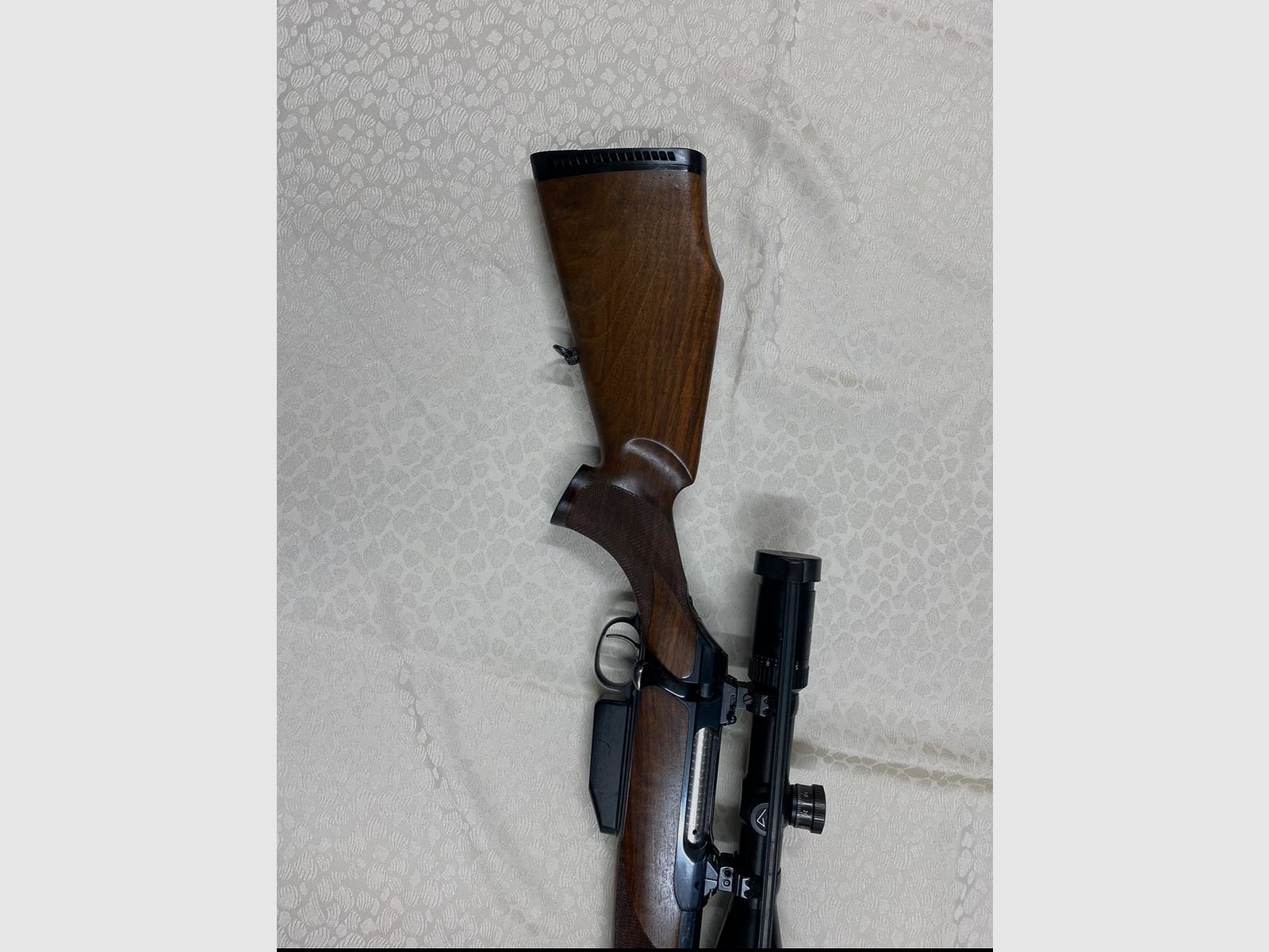 Sauer 202 8x68S z Zeiss Victory Variopoint 3-12x56T z Balistikturm