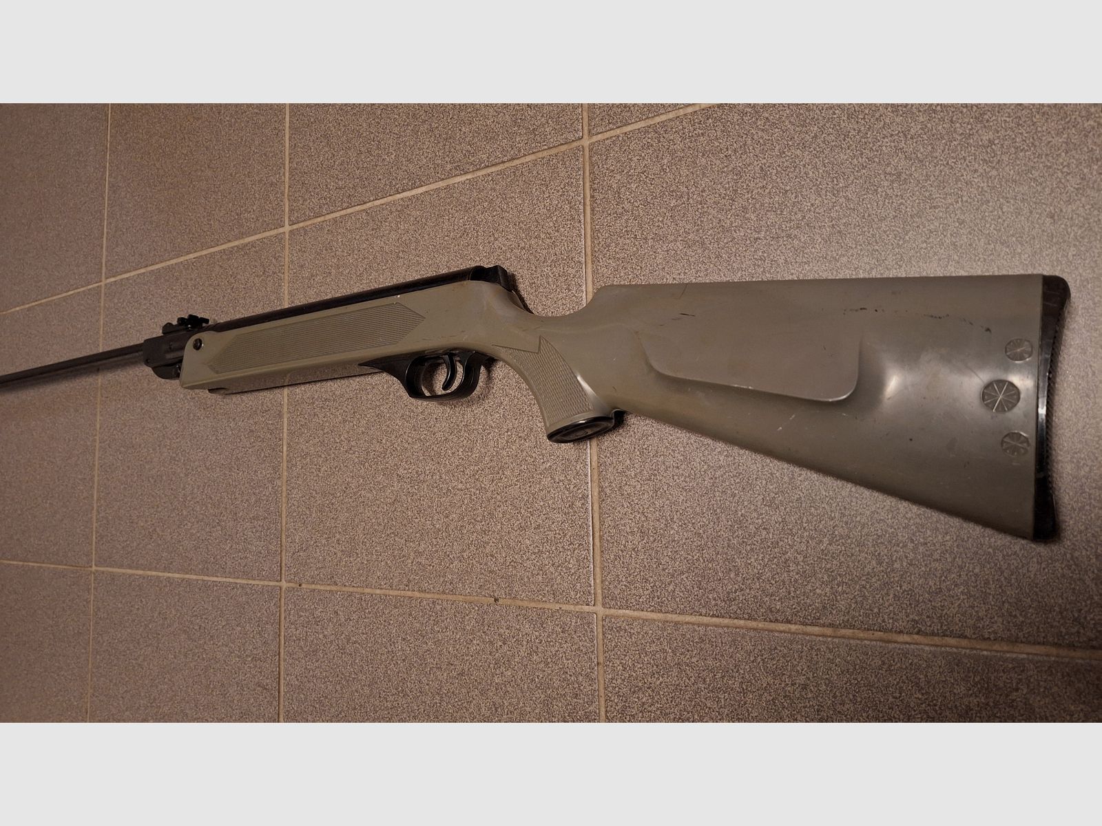 Rifle de aire Modelo 304 Haenel Suhl Original DDR con cañón largo de 49cm!