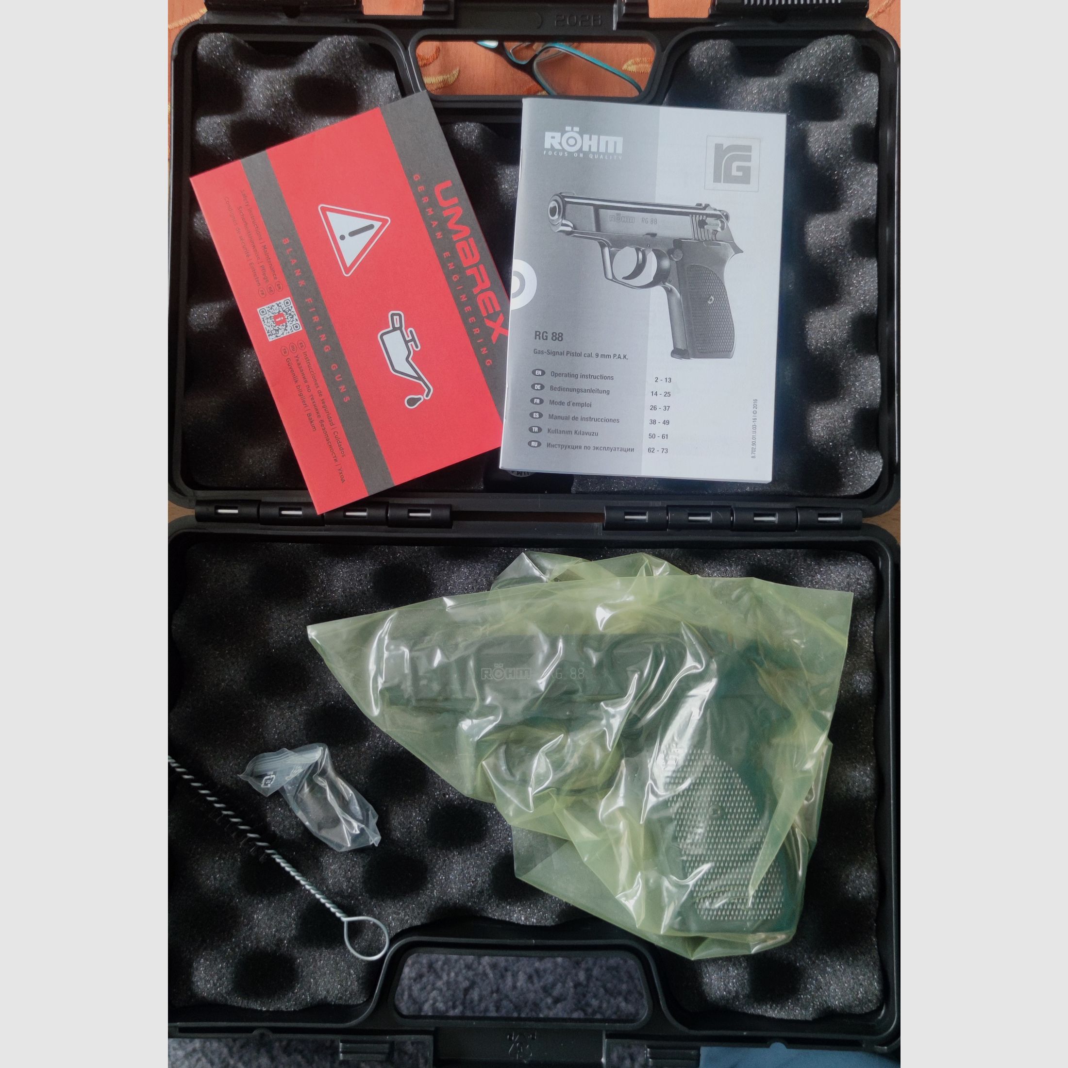 RG 88 brüniert 9 mm PAK neu 