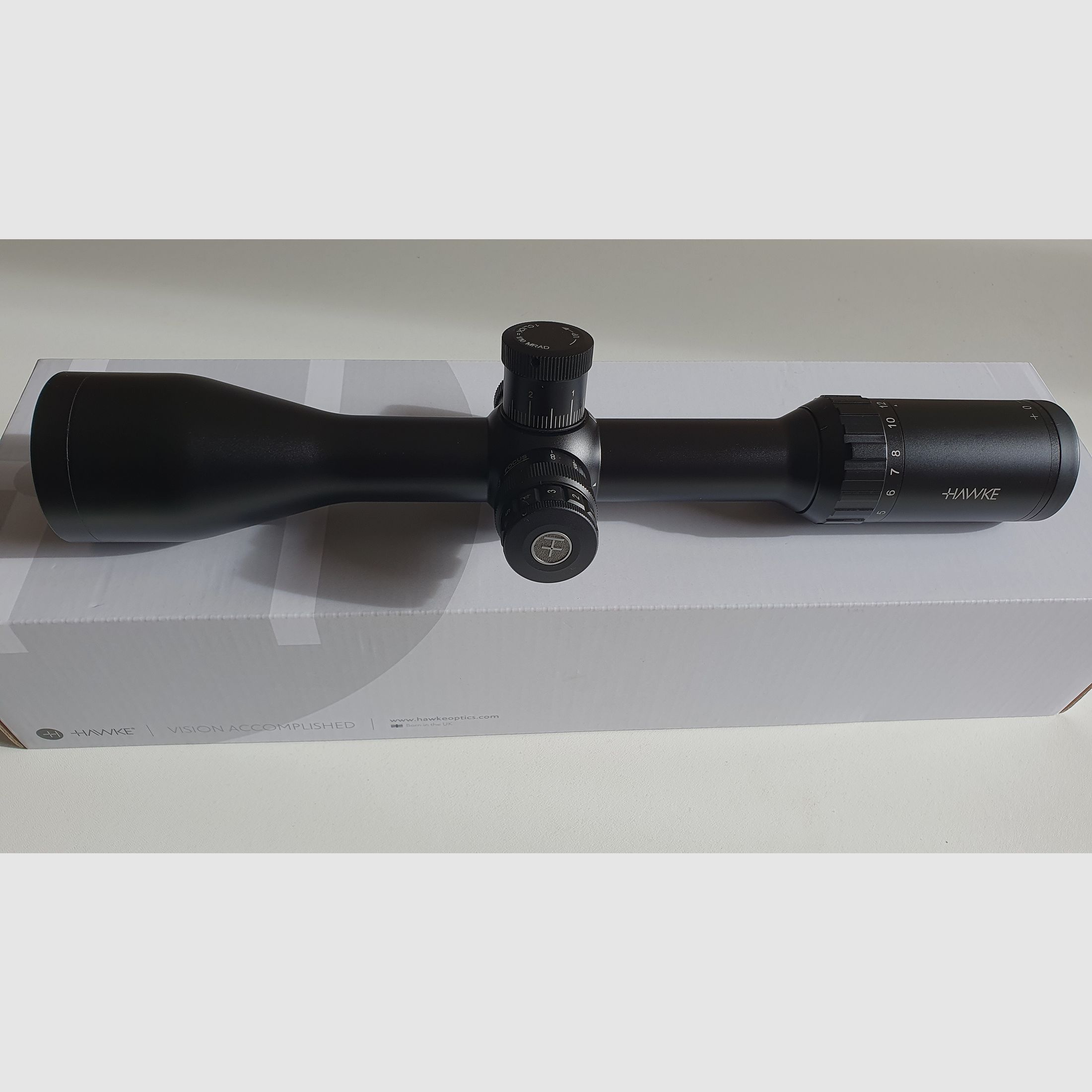Hawke Vantage 4-16x50 SF: 30 WA FFP Halve MilDot 14300