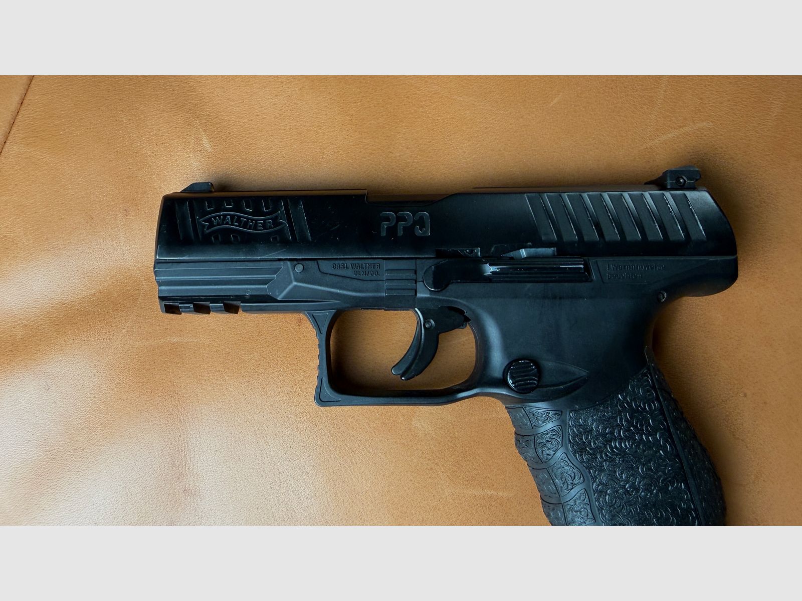 Walther PPQ M2 T4E RAM cal. .43 + Holster + PepperShots – sehr guter Zustand