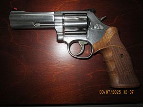 Smith & Wesson Revolver Modell 686 Plus