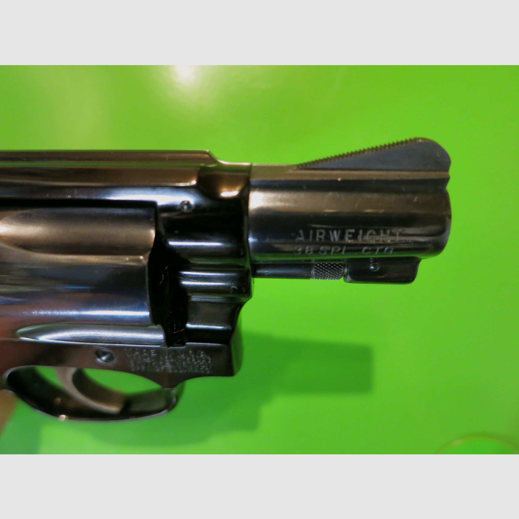Smith&Wesson Mod. 37 Airweight CTG, .38 Special, 2" loop, jager/verzamelaar, als nieuw   #54-