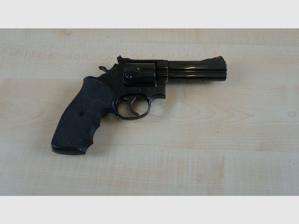 Smith & Wesson 586