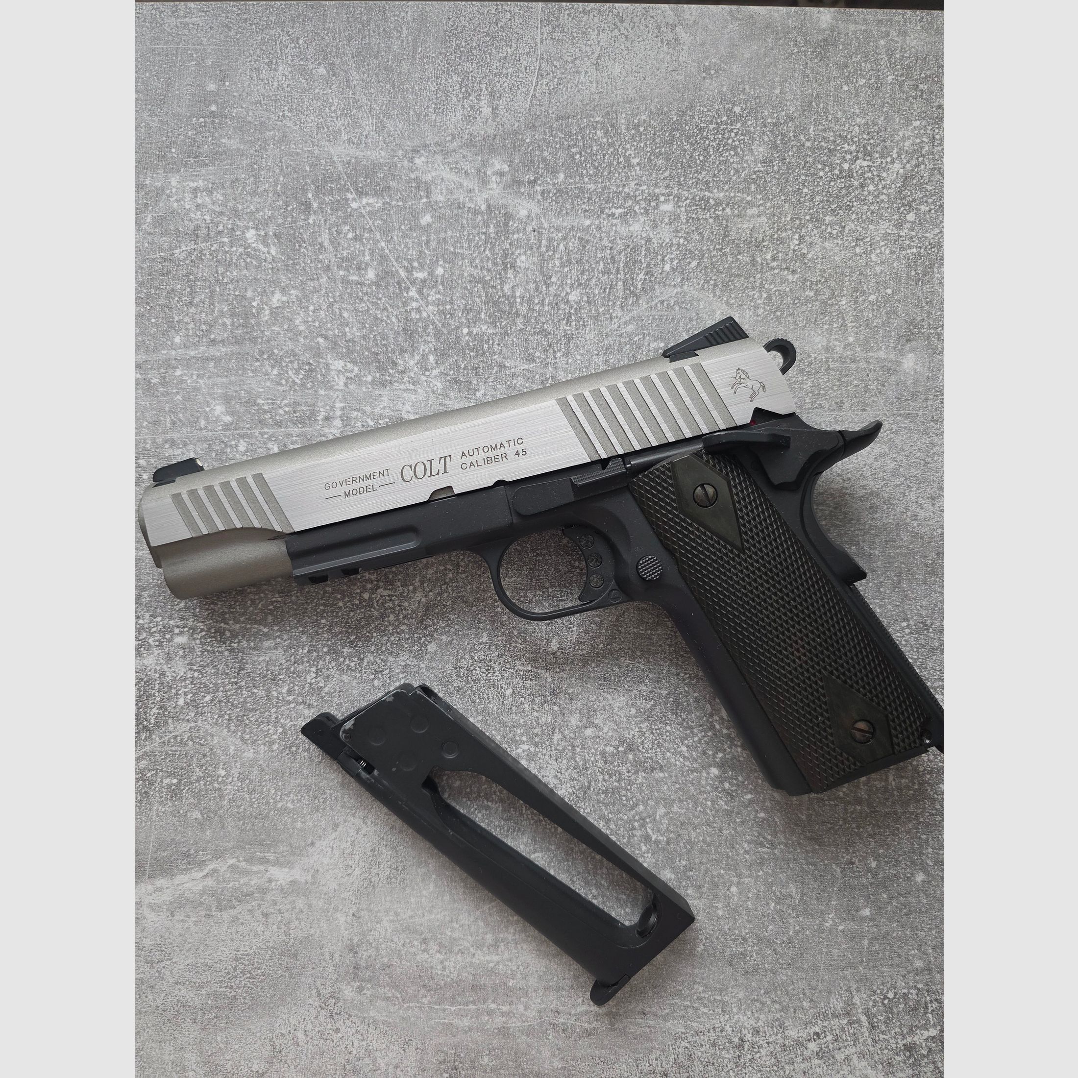 Cybergun Colt 1911 CO2 BlowBack Stainless Steel Dual Tone