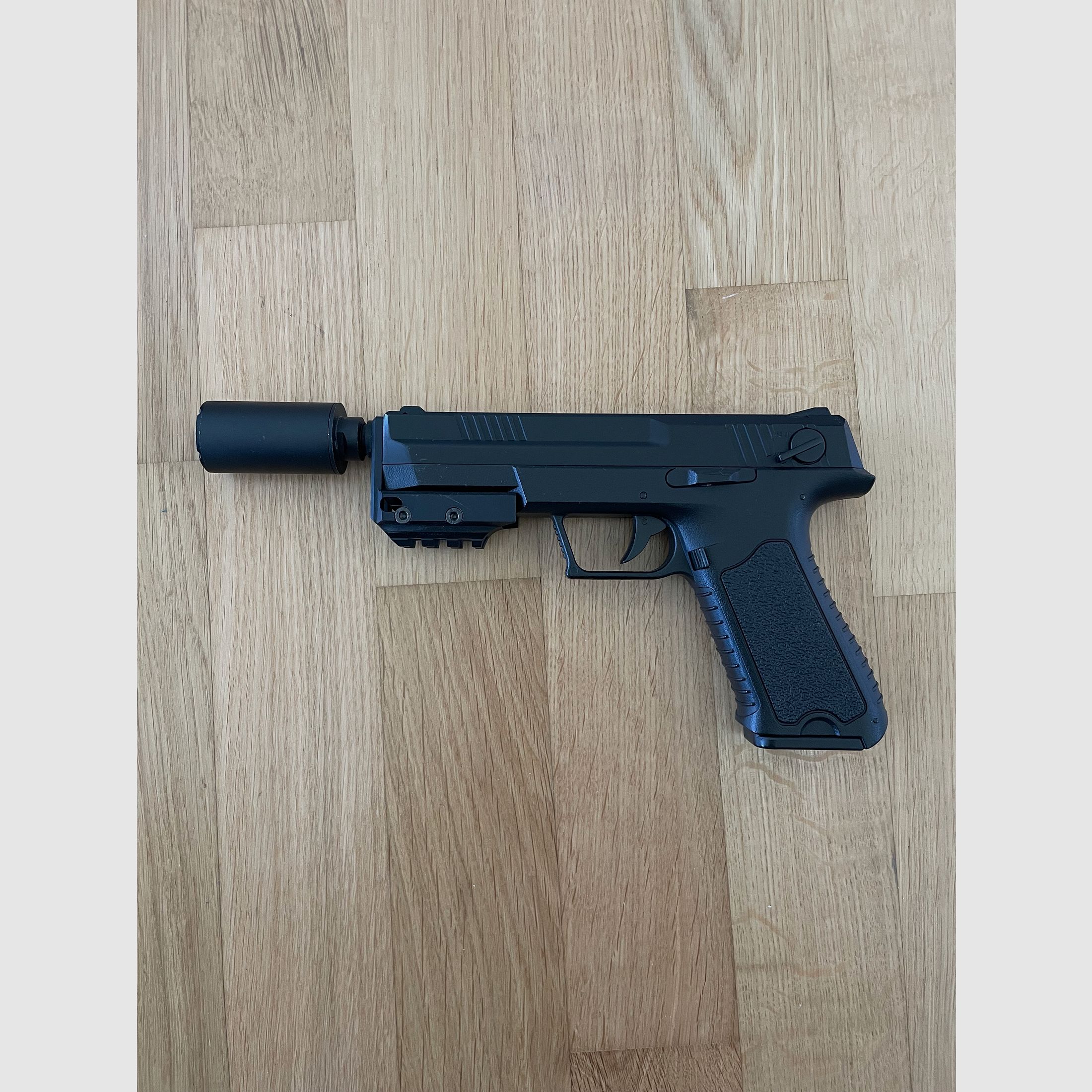 Softair Cyma CM.127 inkl. Tracer und Zubehör