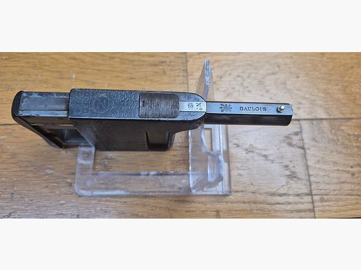 Amusant et pas si courant pistolet de Poche « Le Gaulois » – Dit aussi « La Mitrailleuse de poche » – Modèle N°2 – Fabrication ManuFrance vers 1895 – Calibre 8mm Le Gaulois – Arme à système sans queue de détente – Semi-automatique 5 coups ! – Bel état esthétique et mécanique -TBE