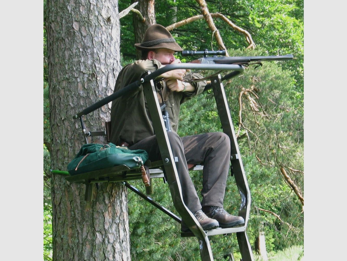 Knobloch High seat made of light metal (Height: 3.50 m, weight 20 kg), image 2 of 3