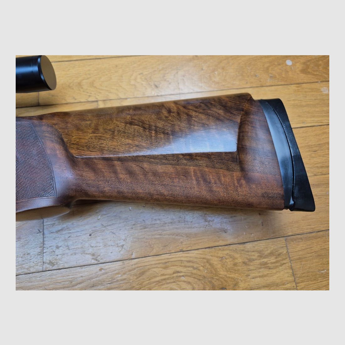 Prachtige precisiegeweer set Anschütz model MATCH 54 versie 1407 – 22LR – Weaver CT36 Micro Trac 36 x 40 richtkijker met diopter en tunnel Anschütz (3 iris!) – Zware loop – Kamerbeschermer + Sluitbeschermer + Koffer! Top set! TBE+++, afbeelding 3 van 53