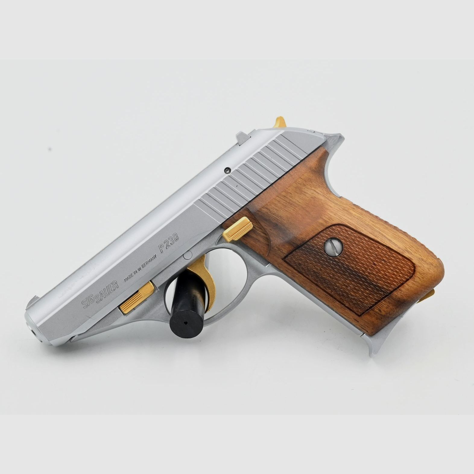 Von Bank Sammlung: 5x Pistolen SIG P210-6 / P220 / P225 / P226 / P230 im Konvolut, Bild 9 von 10