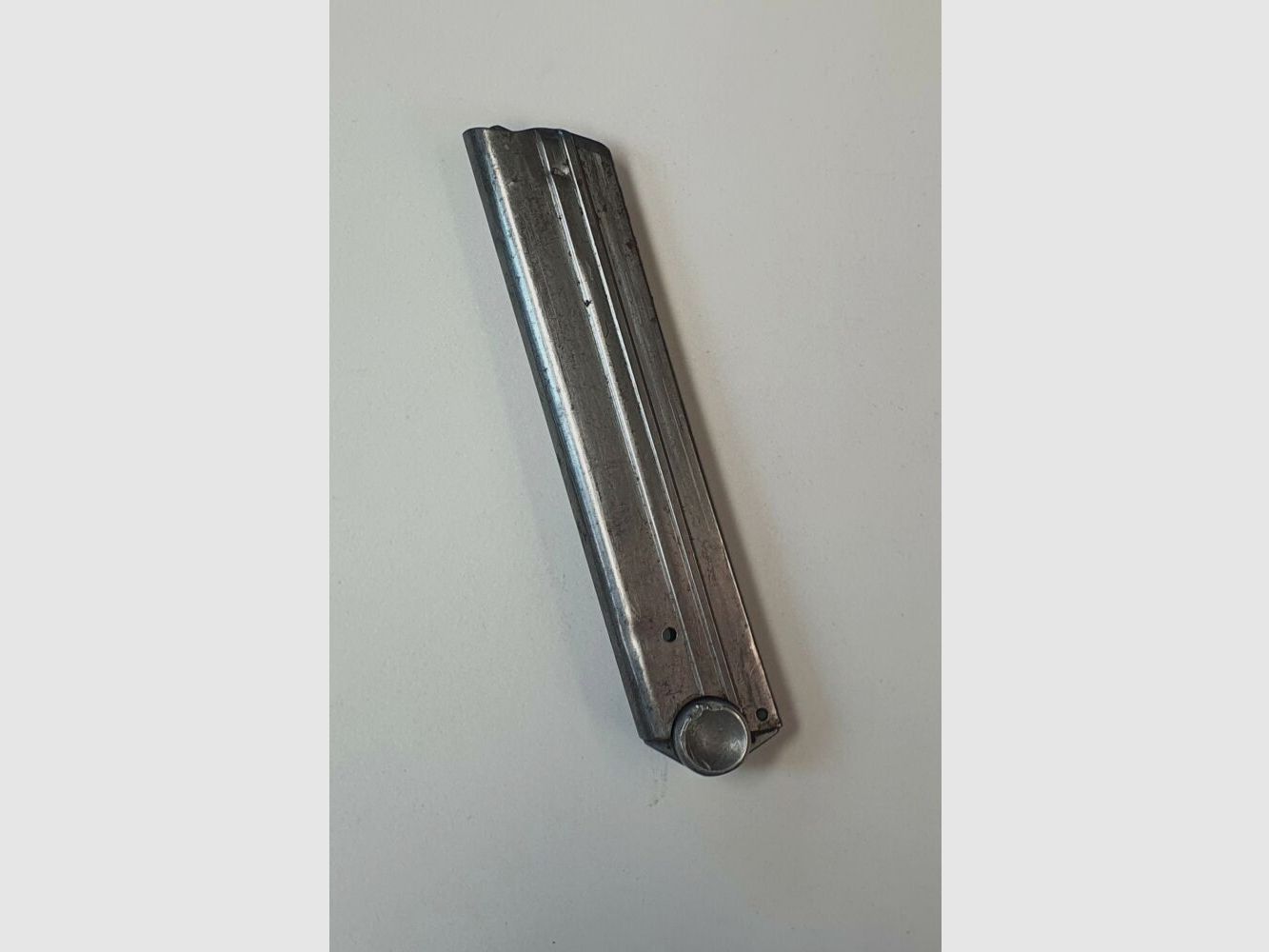 MAUSER-WERKE Oberndorf GmbH Cargador original para pistola Mauser P08 - 9mm Luger - 8 disparos - Fecha K - B/90, imagen 2 de 5