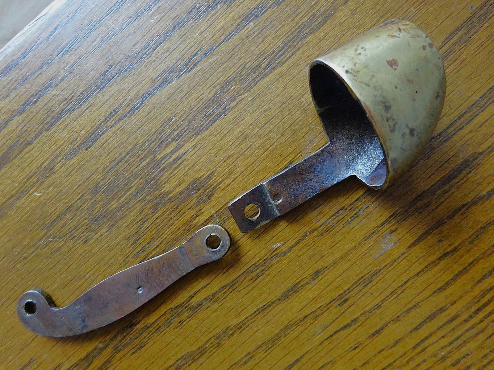 Originele messing beslag voor Franse voorlader cavaleriepistool Mod.1822 T bis