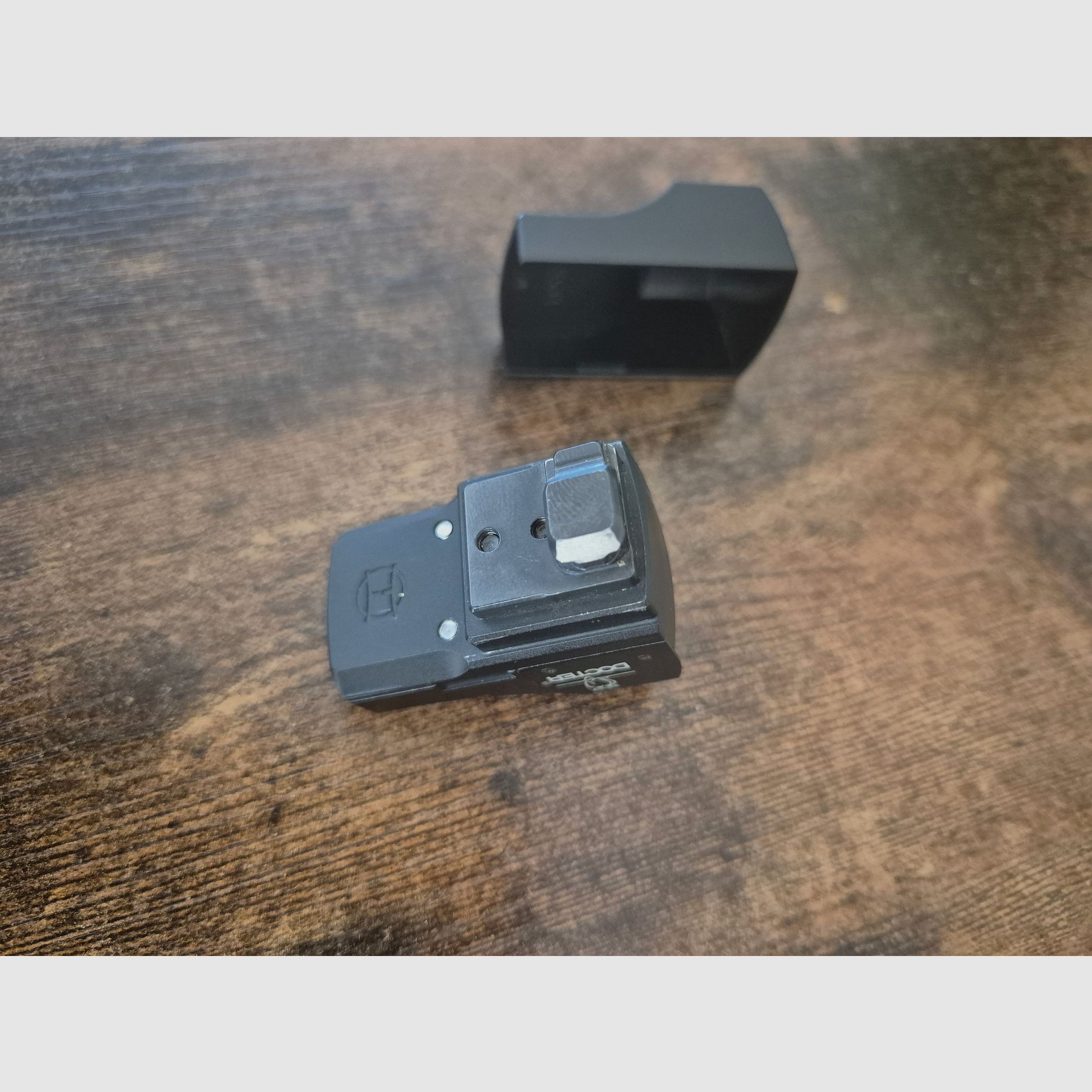 Docter Side I Red Dot