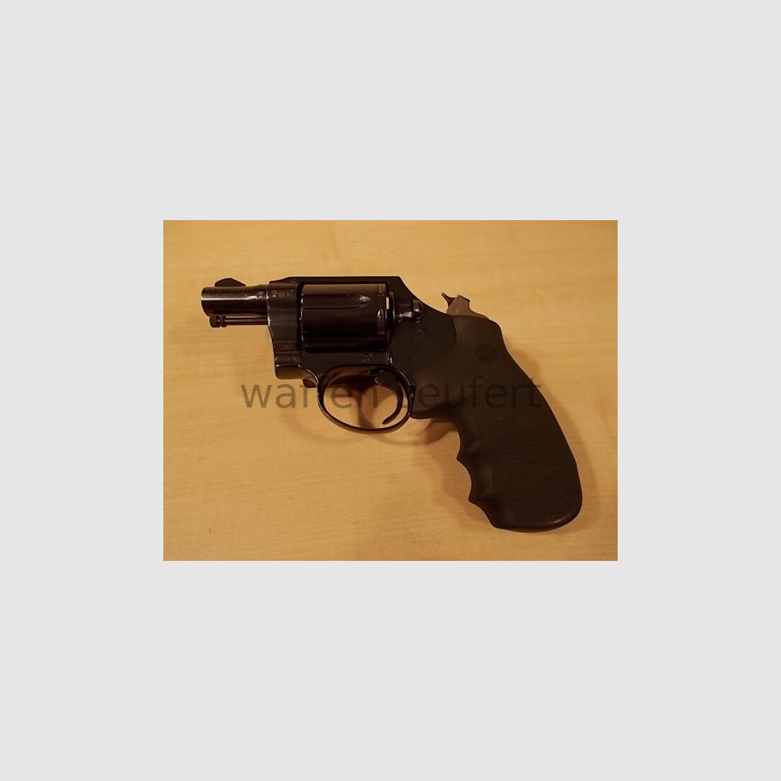 Colt Detective 2" snub nose Hogue rubber grip