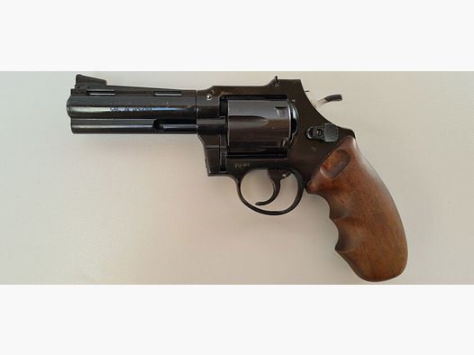 H.S. HS38S